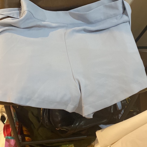 Zara shorts - Picture 2 of 3